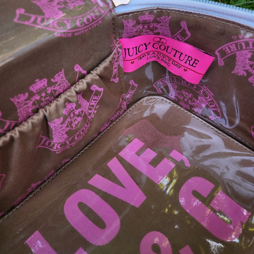 SOLD  Juicy Couture Train Case Cosmetic Case Travel Bag - Picture 5 of 14